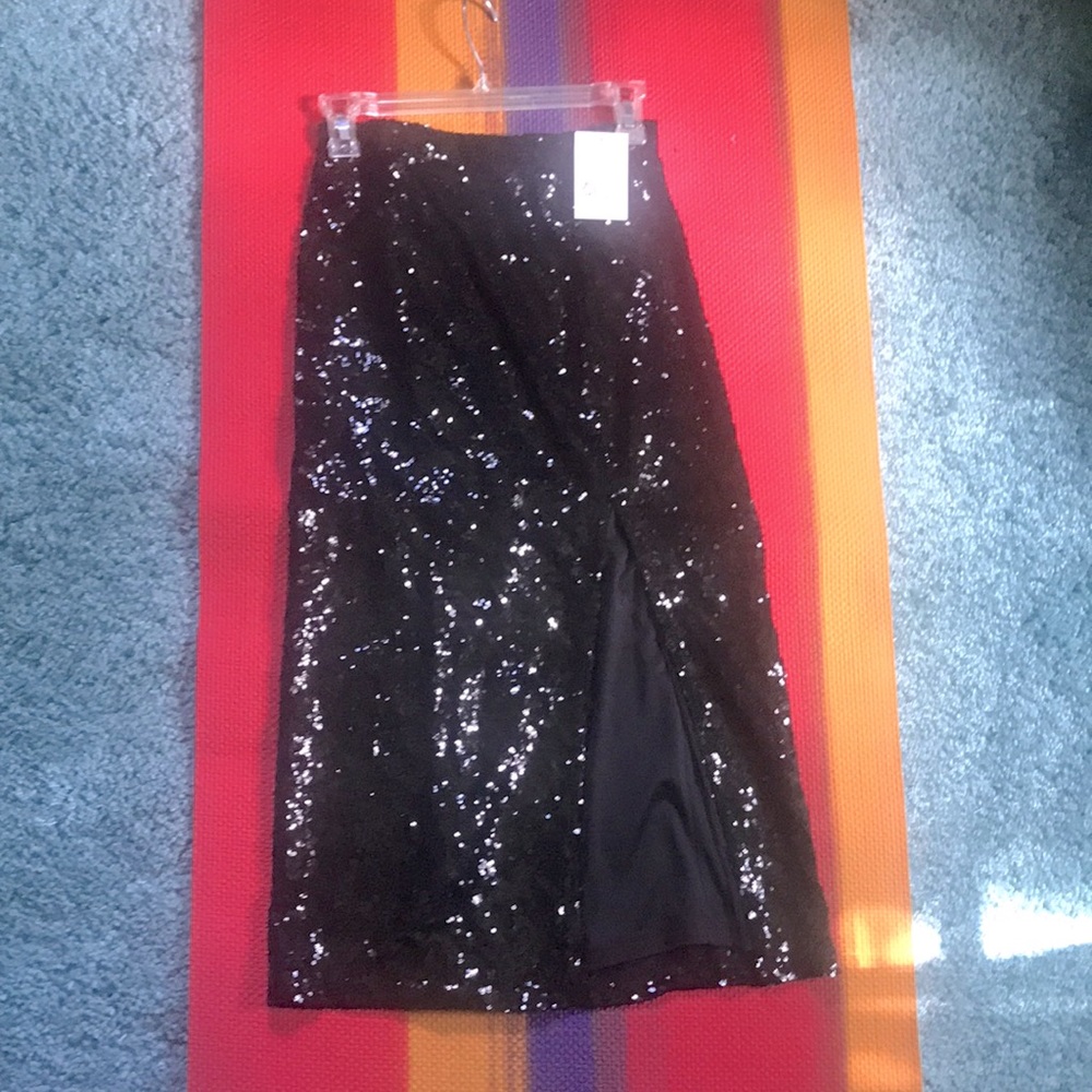 Brand new with tags SEXY Sequence skirt black forever 21